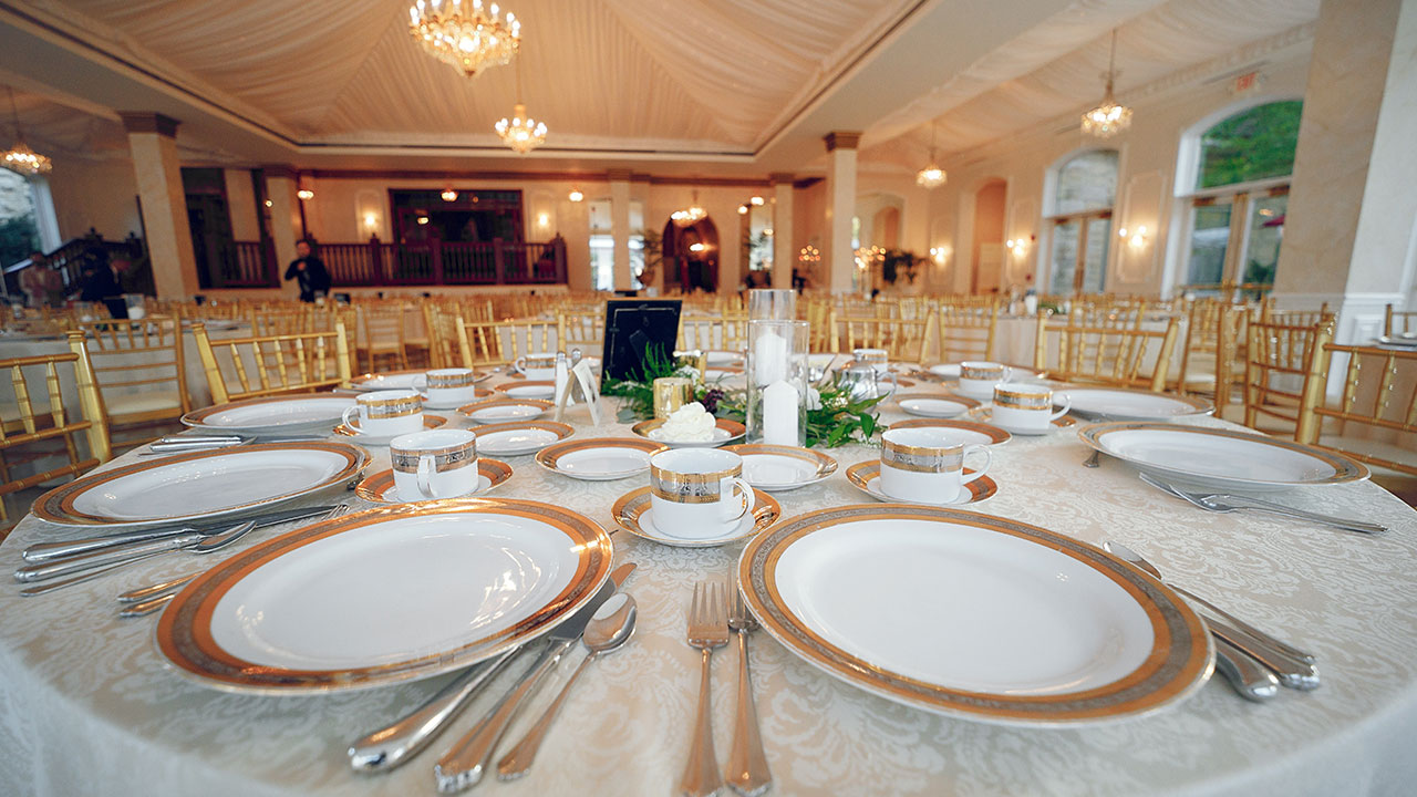 Elegant Dining