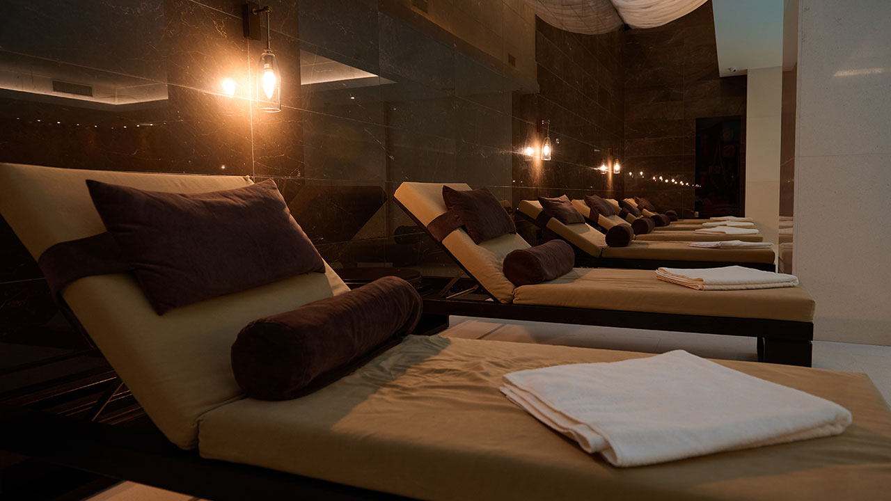 Opulent Relaxation Spots