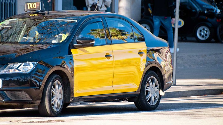 Taxi & Cab Services